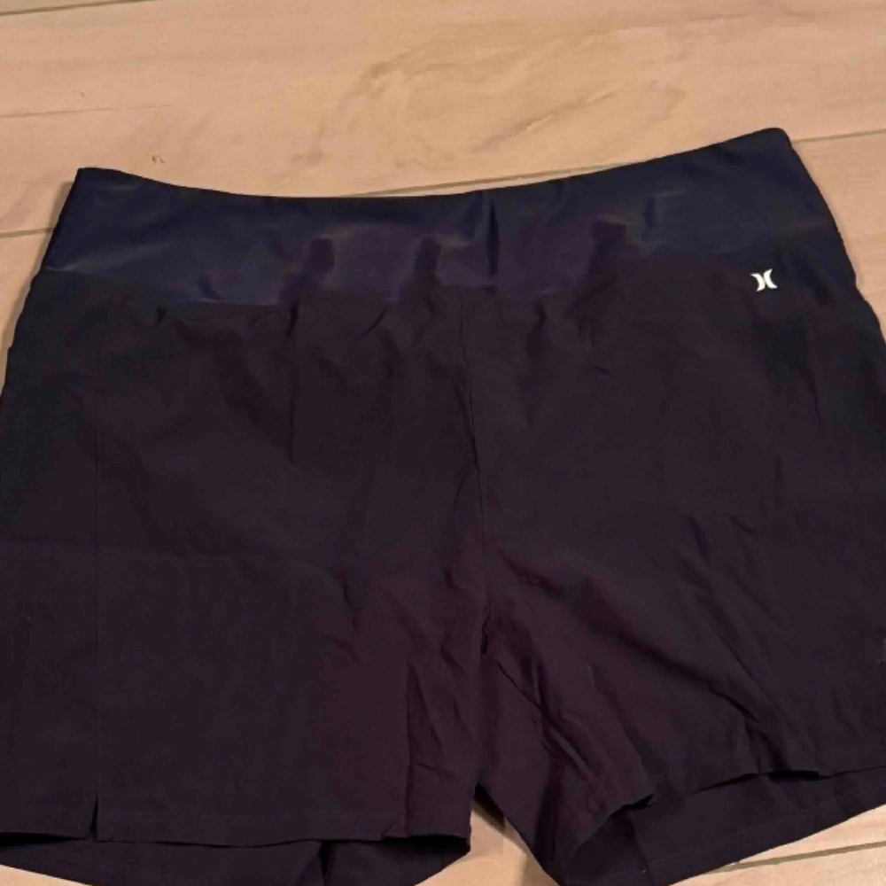 Hurley Women's Navy Athletic Shorts 2XL - Picture 5 of 6